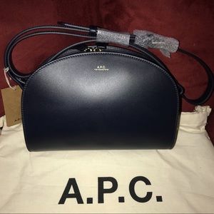 A.P.C. Half-moon bag: Smooth tanned leather